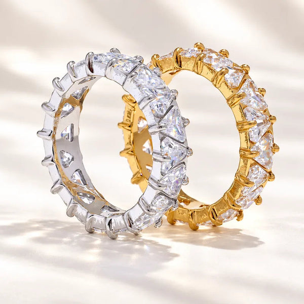 Funkelnder Zirkonia-Ring
